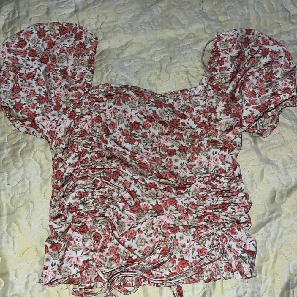 Woman crop top